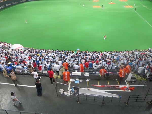 北海道日本ハムファイターズ札幌ドームナイター観戦 ファイターズ観戦記や札幌 帯広十勝b級グルメ 釧路のb級グルメ